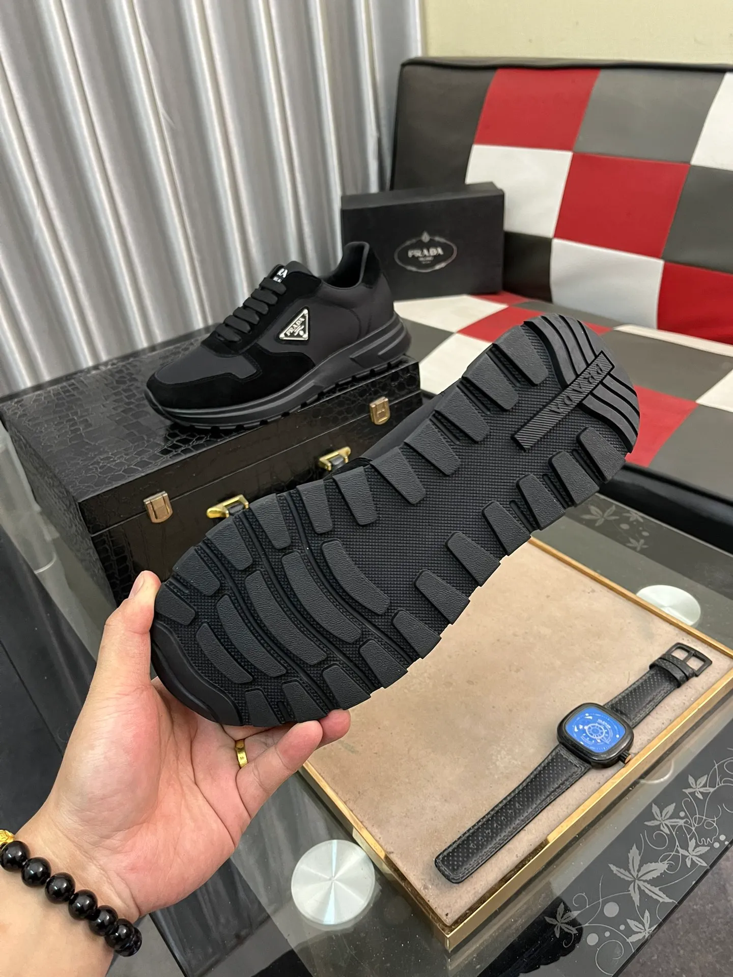 Men's shoes 💰540⌚️⌚️【PRADA】Prada - High-end quality casual sports shoes - Upper: calfskin shoe body with branded metal fasteners, - Inner lining: breathable leather lining - Outsole: ultra-light TPU foam·rubber; molded outsole -Super high quality control·Fine workmanship: highlighted (high-end·luxury·grade) -Size: 38-444️⃣Colors available
